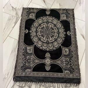 Black, gray and taupe scarf.